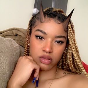 Meet your Posher, Breanna